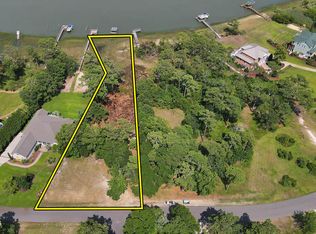 132 Genoes Point Rd SW, Supply, NC 28462