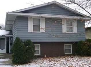852 20th Ave N, South Saint Paul, MN 55075