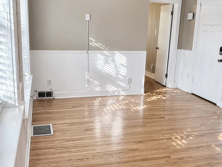 5403 Quincy St — Photo 5