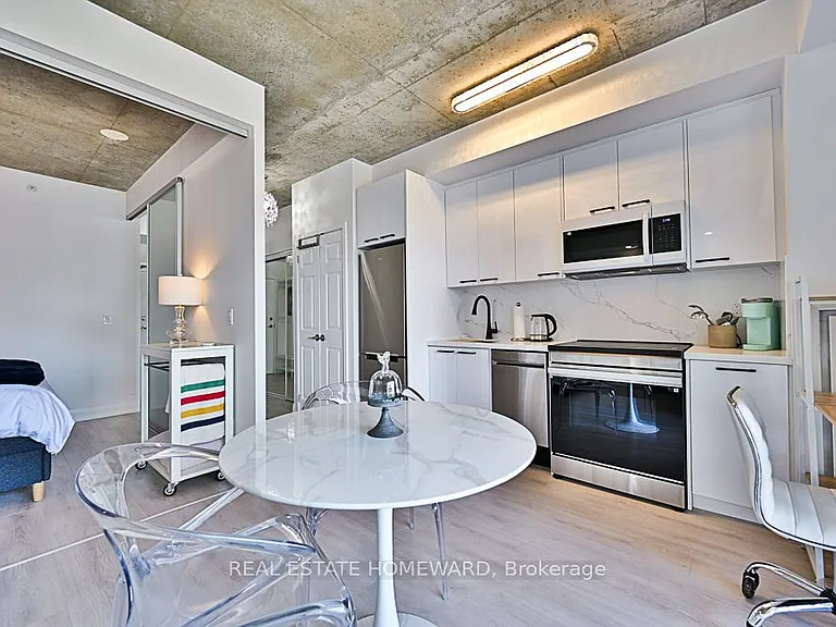 32 Camden St #706 — Photo 11