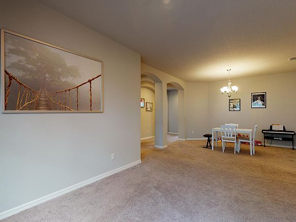 4th image of 8691 Strom Park Dr