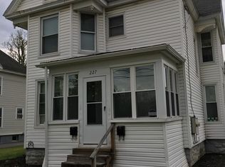 227 N Main St, Minoa, NY 13116