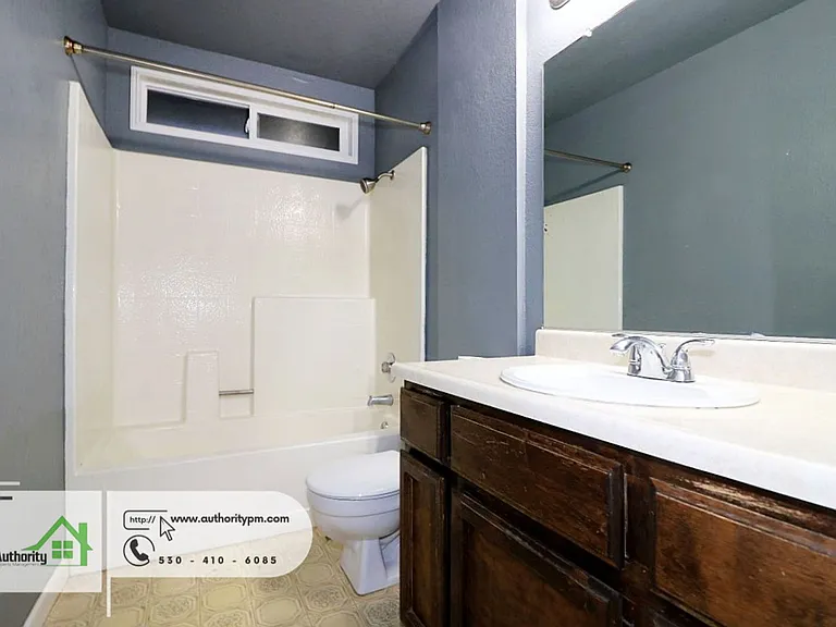 1947 Mary Lake Dr — Photo 9