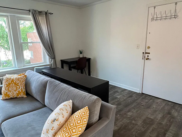 1410 Central St #3W — Photo 9