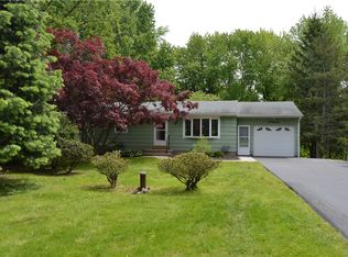 3324 Monroe Wayne County Line Rd, Macedon, NY 14502