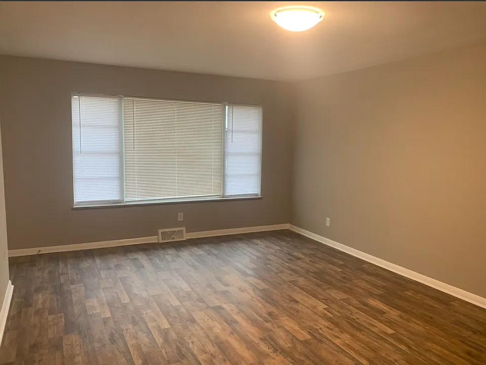 2010 San Jose Ave #1