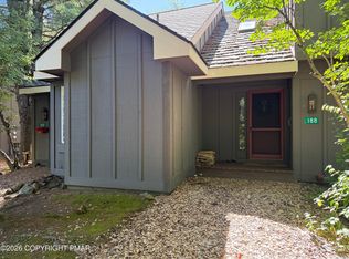 188 Snow Ridge Cir, Lake Harmony, PA 18624