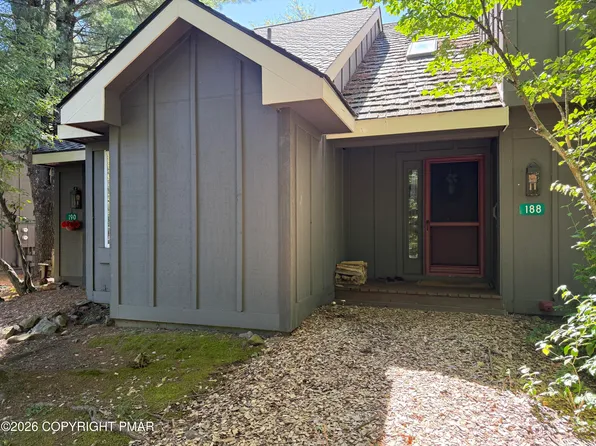 188 Snow Ridge Cir, Blakeslee, PA 18610