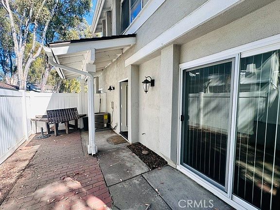 3rd image of 2510 Coventry Cir