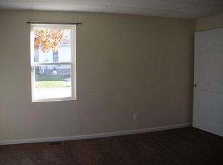 921 E Butler St, Olney, IL 62450