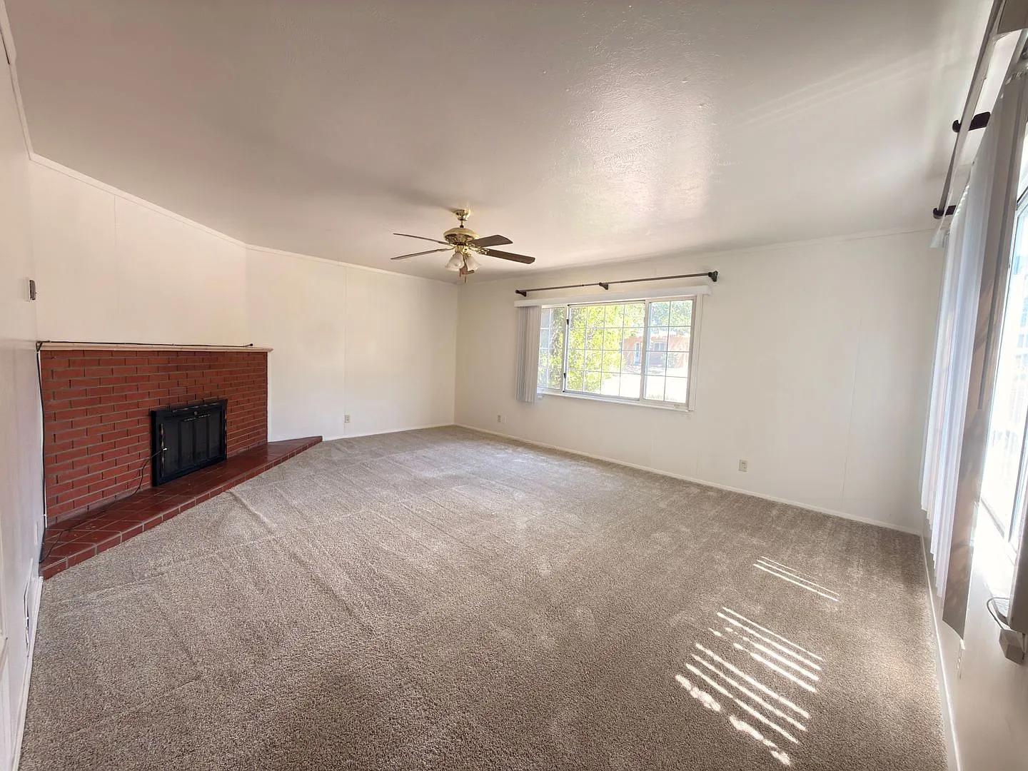 Northeast Heights Garden Home! — Photo 4