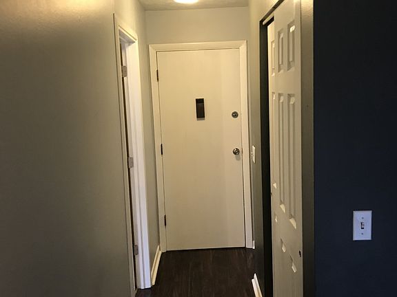 3rd image of 4806 Chalet Dr APT 8
