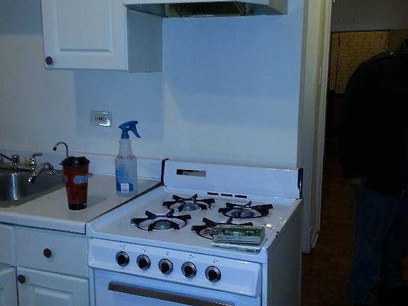 5th image of 2912 S Wentworth Ave APT 2R