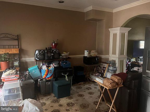 5th image of 619 Florida Ave NE