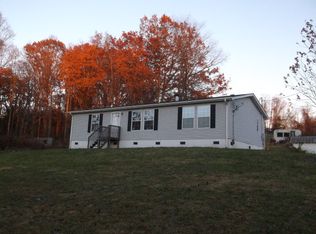 135 Hanks St, Galax, VA 24333