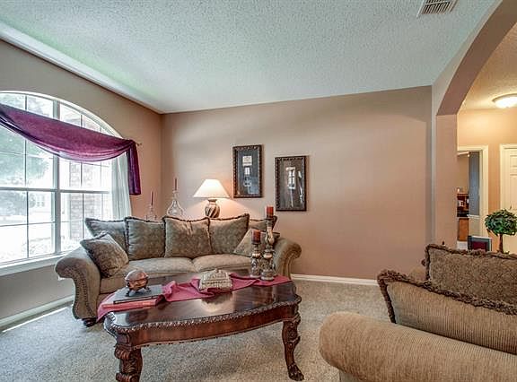 4th image of 1504 Birchbrook Dr