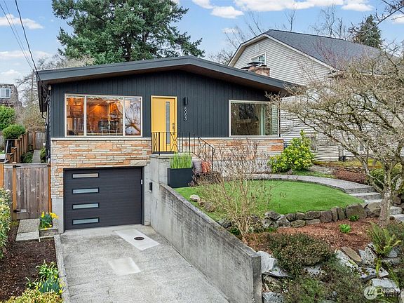 2nd image of 5053 36th Avenue NE