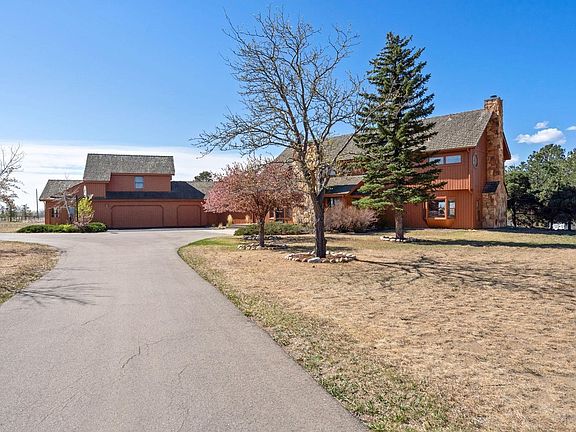3rd image of 931 Lochness Ct