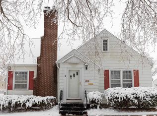 426 Cornwall Ave, Waterloo, IA 50702