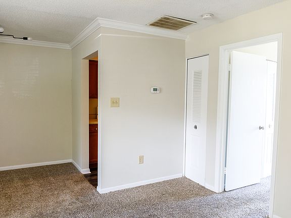 4th image of 2362 Parsonage Rd APT 10A
