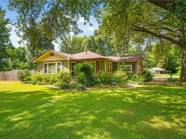 907 5th St, Colfax, LA 71417