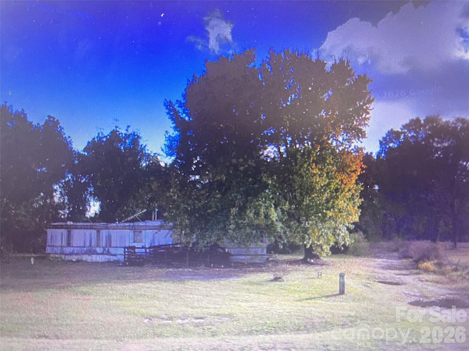 1st image of 2941 Governors Rd