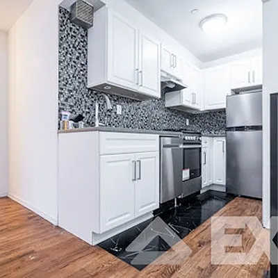 Rented by EXR | media 11