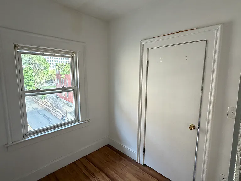 479 Broad St #3S — Photo 13