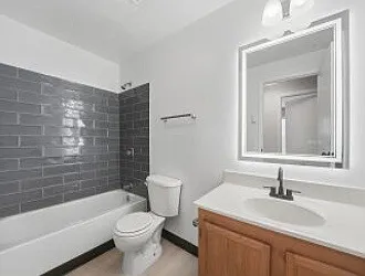 611 Manor Vlg #534 — Photo 11