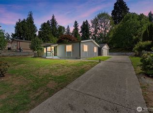 5702 Hollis Dr SE, Olympia, WA 98513