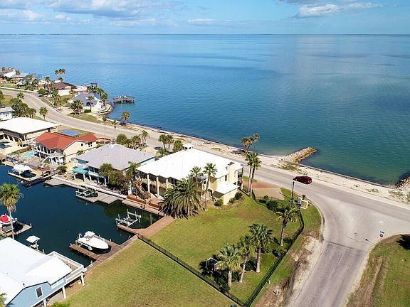4th image of 1909 Bay Shore Dr