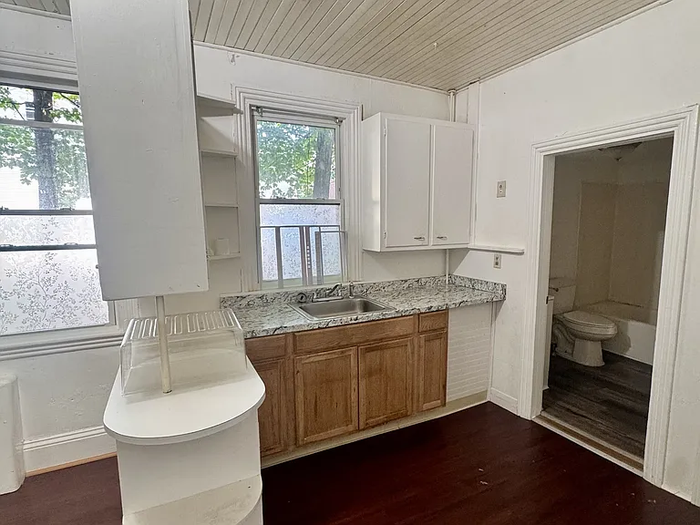 5 Washington St #2 — Photo 6