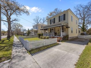 1407 N Pasteur St, New Bern, NC 28560