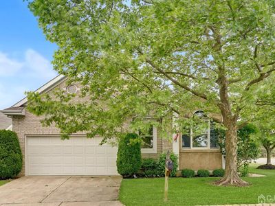 69 Dawson Ln, Monroe Township, NJ, 08831