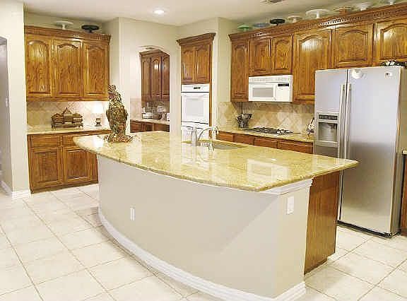 4th image of 2117 Whitney Ln