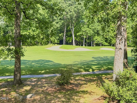 4th image of 3422 Fairway Ln