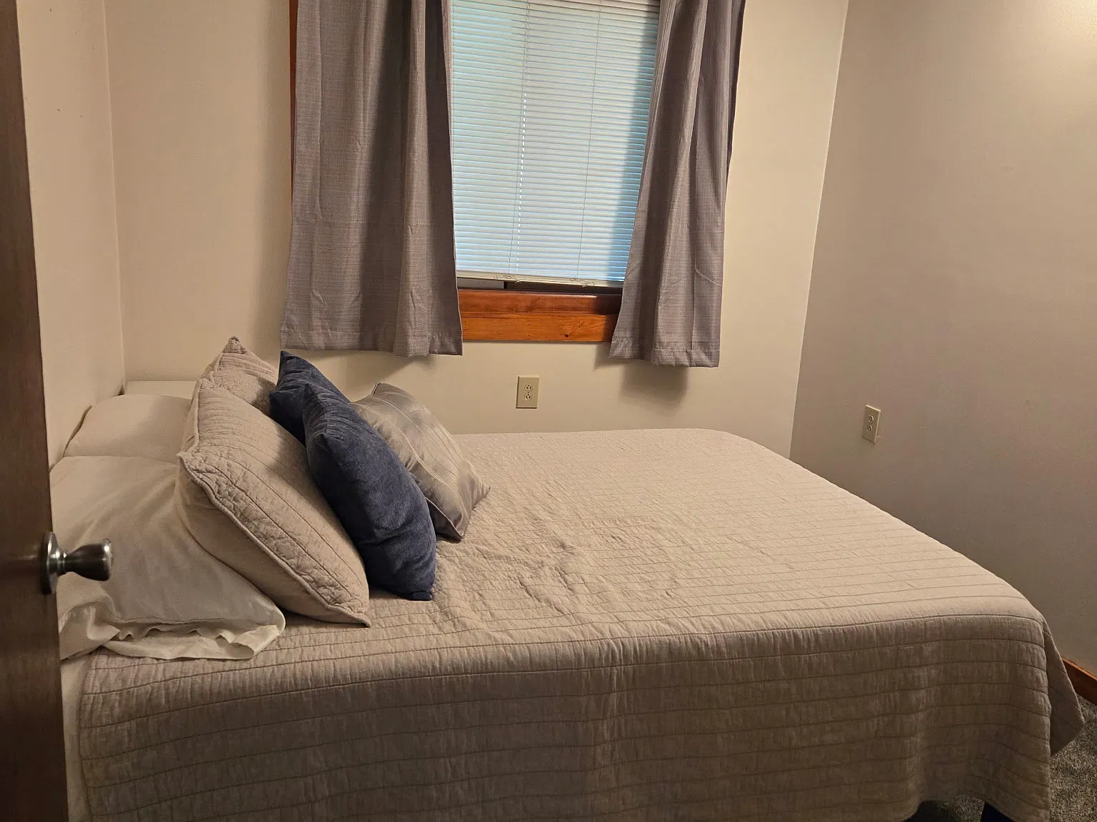2 bed, 840 sqft, $1,700 — Photo 4