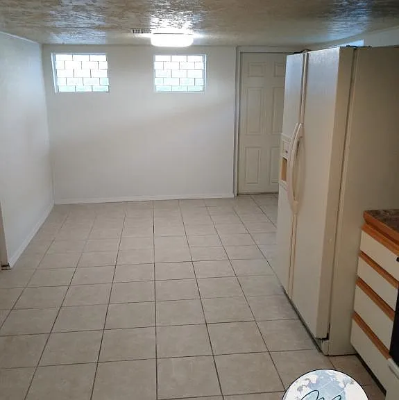 2 bed, 1.0 bath, 600 sqft, $850 — Photo 10