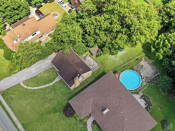 5th image of 2853 Werk Rd