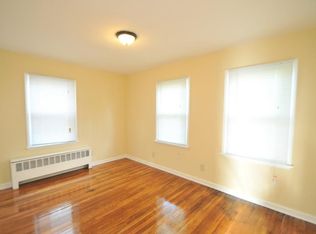 1055 Beechmeadow Ln, Cincinnati, OH 45238