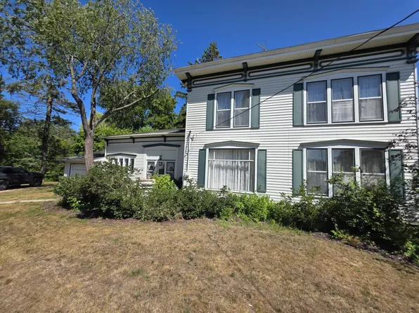 427 S Main St NE, Cedar Springs, MI 49319