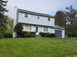 24 Kingswood Rd, Danbury, CT 06811