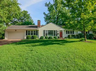 640 Pamela Ln, Saint Louis, MO 63122