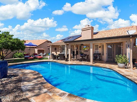 2nd image of 11025 W VENTANA Drive W