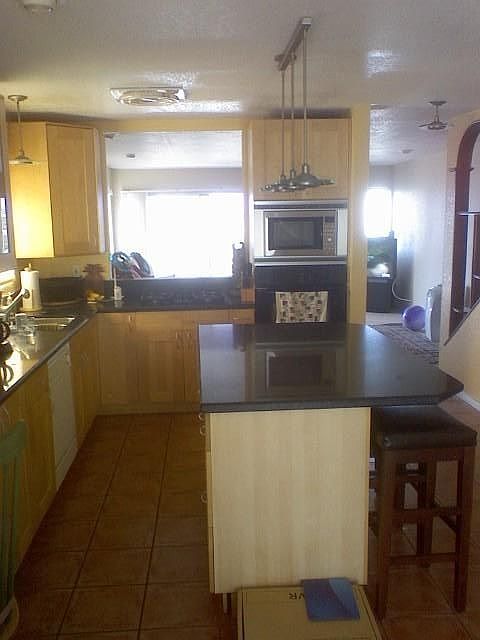 2nd image of 2865 Morena Blvd