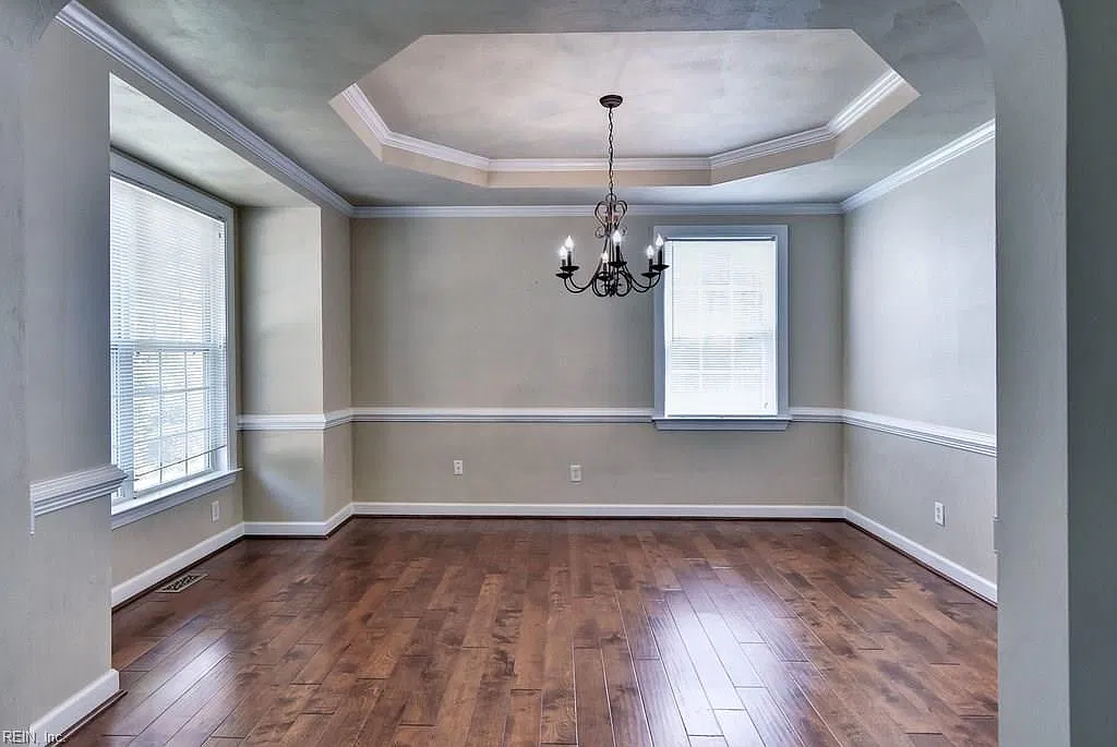 4 bed, 2661 sqft, $2,950 — Photo 4
