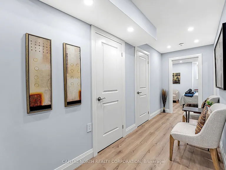 556 King St E #3 — Photo 12