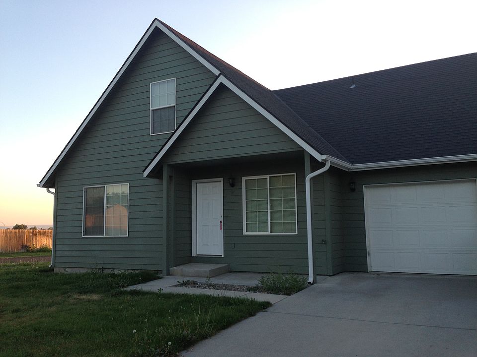 1st image of 1910 Sunset Dr #B