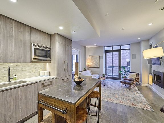 4th image of 140 Shawmut Ave #1B