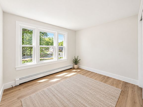 5th image of 78 School St #3